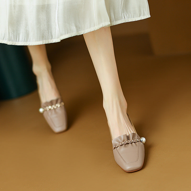 Chain Pearl Leather Loafers